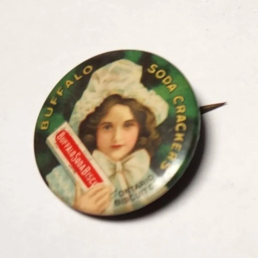 Pin Back Button 1 1/4